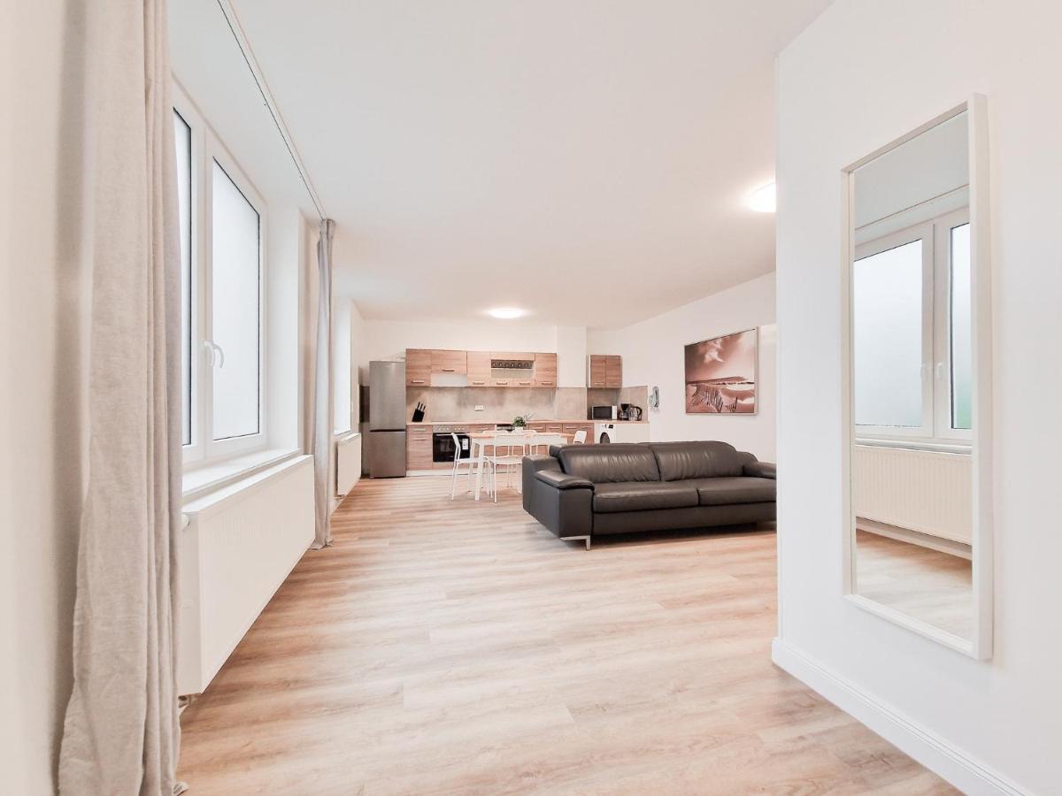 Raj Living - City Apartment With 3 Rooms - 15 Min Messe Dus & 10 Min Old Town Dus 뒤셀도르프 외부 사진